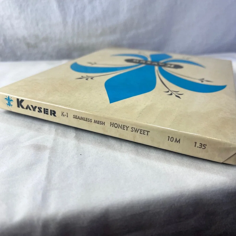 Vintage Kayser K-1 Seamless Mesh Hosiery 1 Pair Honeysweet Size 10M Original Box